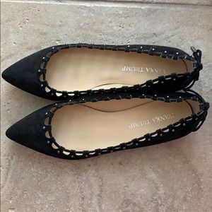 Ivanka Trump pointed flat in black suede